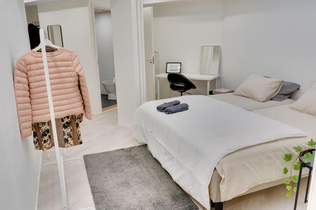 Best Location In Tampere! Modern City Apartment, 2Rooms, Kitchen And Balcony Buitenkant foto